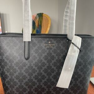 NWT Kate Spade Signature Spade Flower Large Tote